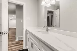 93 Regents Park, Bedford, TX 76022 - Photo 23