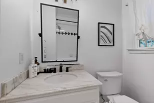 7639 Lovers Ln, Dallas, TX 75225 - Photo 17