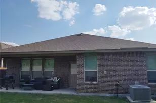 519 Heartland Dr, Glenn Heights, TX 75154 - Photo 5