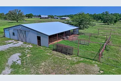 202 County Road 3470, Paradise, TX 76073 - Photo 39