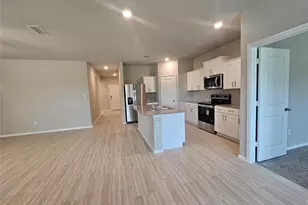 417 Blanco Dr, Azle, TX 76020 - Photo 9