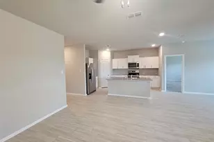 417 Blanco Dr, Azle, TX 76020 - Photo 7