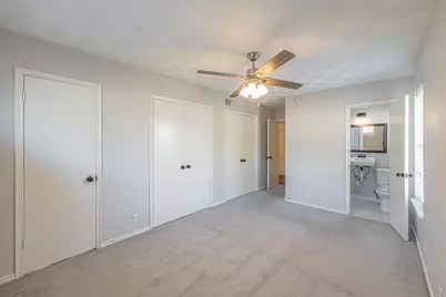 10803 Lake Gardens Drive, Dallas, TX 75218 - Photo 17