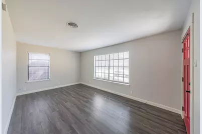 10803 Lake Gardens Drive, Dallas, TX 75218 - Photo 25