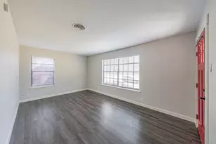 10803 Lake Gardens Dr, Dallas, TX 75218 - Photo 25