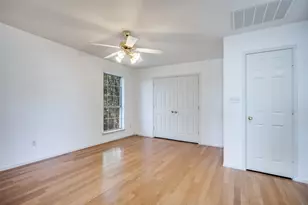 201 Belmont Park Dr, Ponder, TX 76259 - Photo 17
