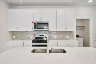 521 Clover Crk Dr, Princeton, TX 75071 - Photo 1