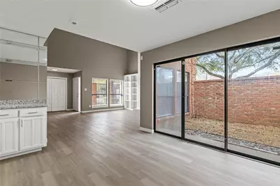 6205 Bellaire Drive S, Fort Worth, TX 76132 - Photo 15