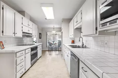 4809 Winesanker Way, Fort Worth, TX 76133 - Photo 15