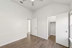 2068 Pecan Creek Dr, Mesquite, TX 75181 - Photo 17