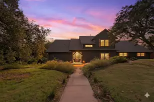 1206 Sierra Vista Dr, Granbury, TX 76048 - Photo 1