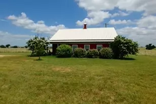 2670 Canaan Church Rd, Crawford, TX 76638 - Photo 15