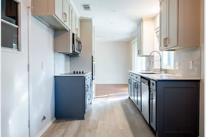 2713 Springlake Court, Irving, TX 75060 - Photo 5