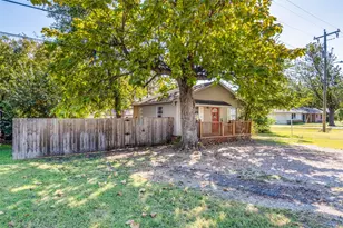 721 W A Denton Dr, Van Alstyne, TX 75495 - Photo 5