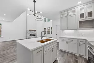 4007 S Denley Dr, Dallas, TX 75216 - Photo 9