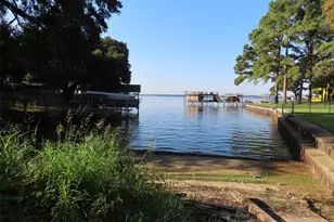 101 Lakewood Dr, Mabank, TX 75156 - Photo 1