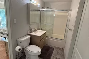 104 Pawnee Trail, Gainesville, TX 76240 - Photo 7