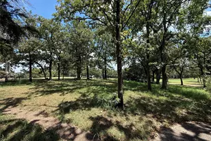 104 Pawnee Trail, Gainesville, TX 76240 - Photo 27