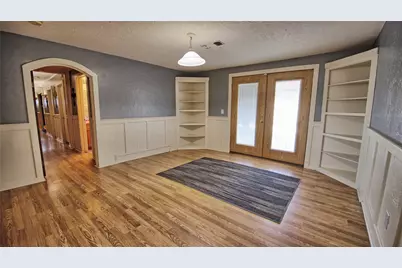 500 E Herndon Street, Saint Jo, TX 76265 - Photo 9