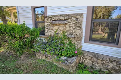 500 E Herndon Street, Saint Jo, TX 76265 - Photo 23