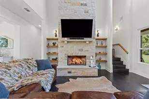 201 Flat Rock Ln, Weatherford, TX 76088 - Photo 5