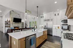 201 Flat Rock Ln, Weatherford, TX 76088 - Photo 9