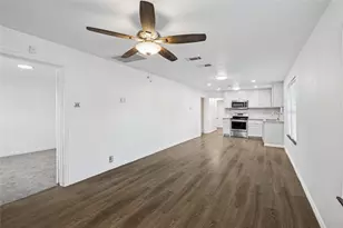 3000 Burchill Rd S, Fort Worth, TX 76105 - Photo 7