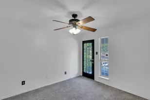 3206 S Fielder Rd, Arlington, TX 76015 - Photo 15