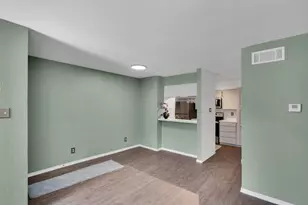 3206 S Fielder Rd, Arlington, TX 76015 - Photo 7