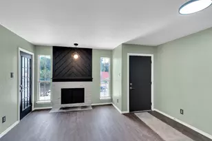 3206 S Fielder Rd, Arlington, TX 76015 - Photo 5