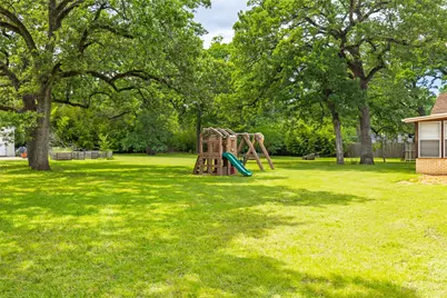 6304 Joe Ramsey Boulevard E, Greenville, TX 75402 - Photo 31