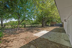 707 Live Oak Ct, Red Oak, TX 75154 - Photo 35