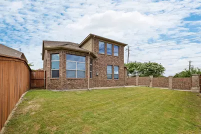 1001 Chickasaw Drive, Carrollton, TX 75010 - Photo 31