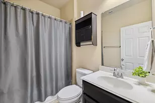 1001 Chickasaw Dr, Carrollton, TX 75010 - Photo 5