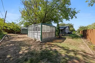 912 Crockett St, Midlothian, TX 76065 - Photo 25