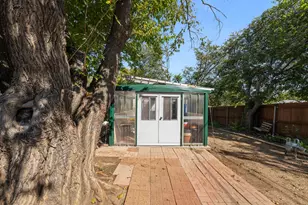 912 Crockett St, Midlothian, TX 76065 - Photo 23