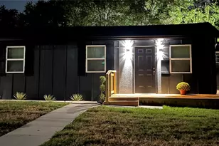 600 Loggins St, Ennis, TX 75119 - Photo 3