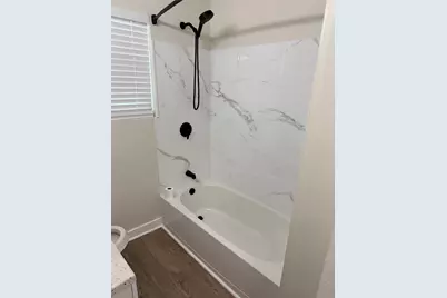 600 Loggins Street, Ennis, TX 75119 - Photo 9