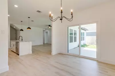 813 Stamps Avenue, Fort Worth, TX 76114 - Photo 9