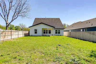813 Stamps Avenue, Fort Worth, TX 76114 - Photo 17