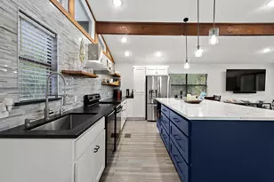 207 Wales Dr, Pottsboro, TX 75076 - Photo 11