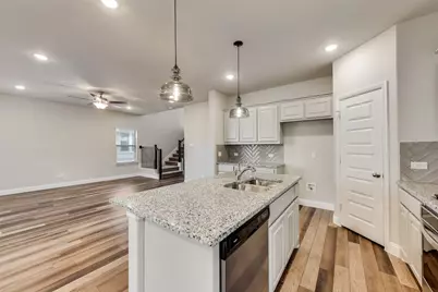 187 Town Park Avenue, Princeton, TX 75407 - Photo 9