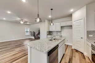 187 Town Pk Ave, Princeton, TX 75407 - Photo 9