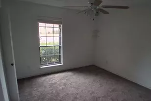 814 Oakbluff Dr, Lancaster, TX 75146 - Photo 11