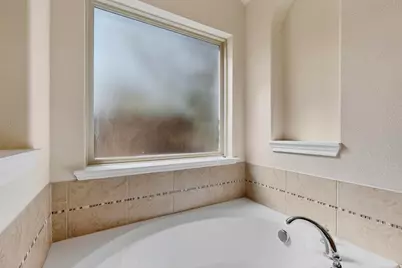 700 N Irving Heights Drive, Irving, TX 75061 - Photo 29