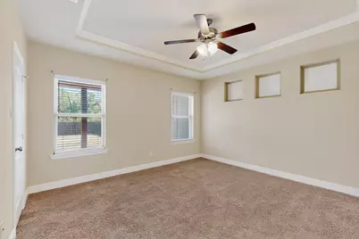 700 N Irving Heights Drive, Irving, TX 75061 - Photo 23