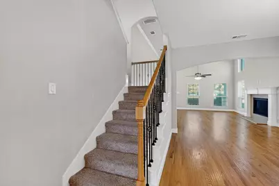 700 N Irving Heights Drive, Irving, TX 75061 - Photo 7