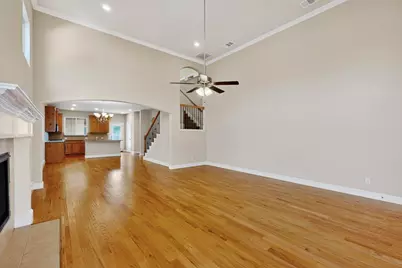 700 N Irving Heights Drive, Irving, TX 75061 - Photo 11