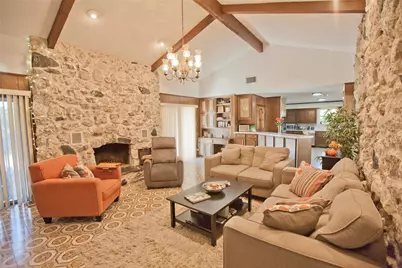 6602 Sabrosa Court E, Fort Worth, TX 76133 - Photo 5