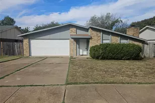 4708 Woodfield Dr, Arlington, TX 76016 - Photo 1